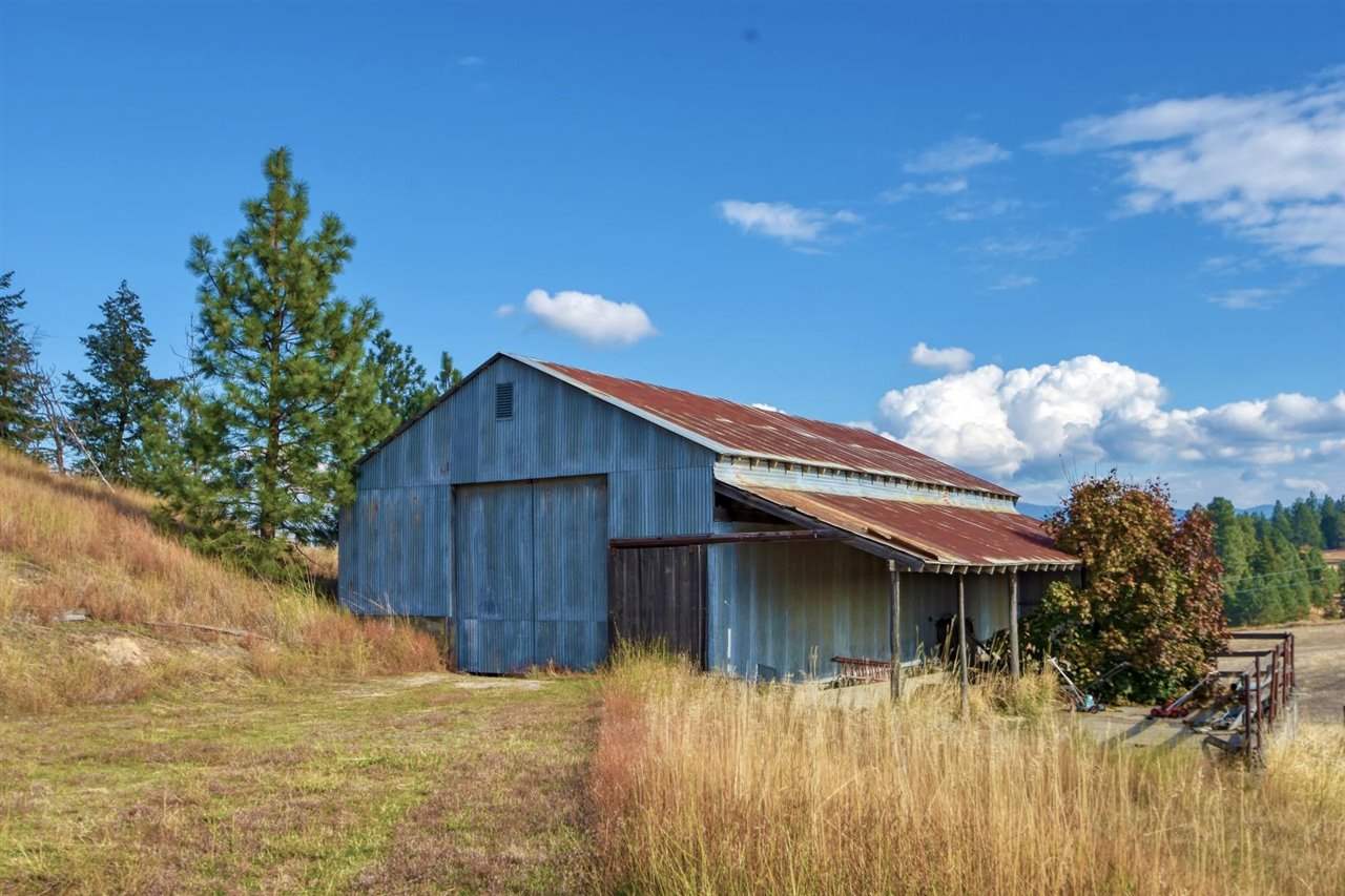 5601 East Bernhill Road Colbert, WA 99005 - Photo 40 of 44