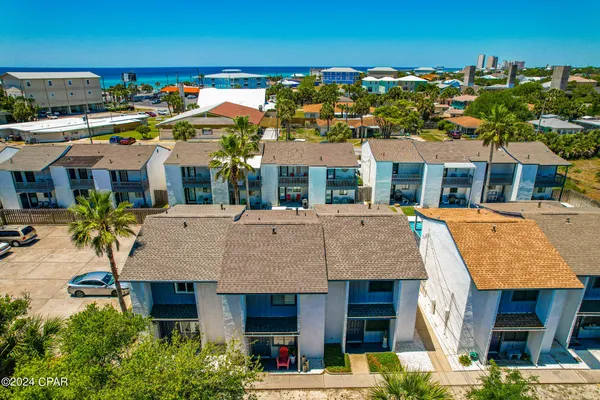 $349,900 | 630 Laurel Court, Panama City Beach, FL 32407