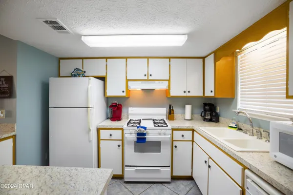 $349,900 | 630 Laurel Court, Panama City Beach, FL 32407