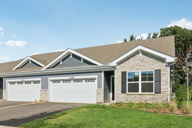 $399,990 | 1128 Bluebell Lane, Bartlett, IL 60103