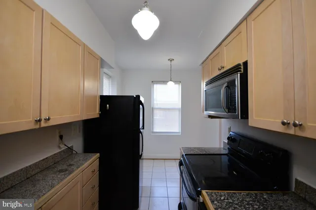 $1,700 | 1380 Bryant Street Northeast, Unit 202, Washington, DC 20018