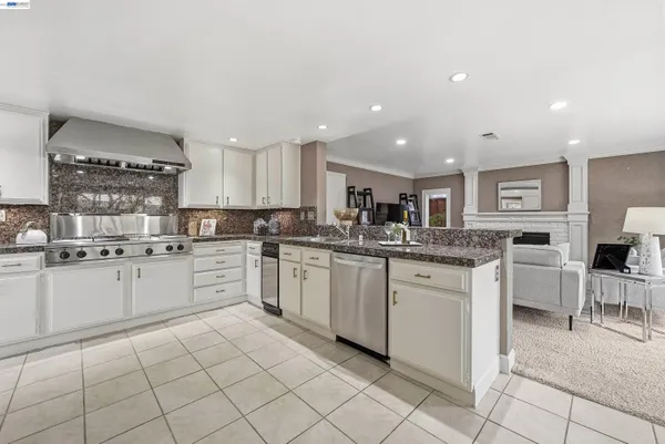 $1,999,888 | 5445 Canyon Crest Drive, San Ramon, CA 94582