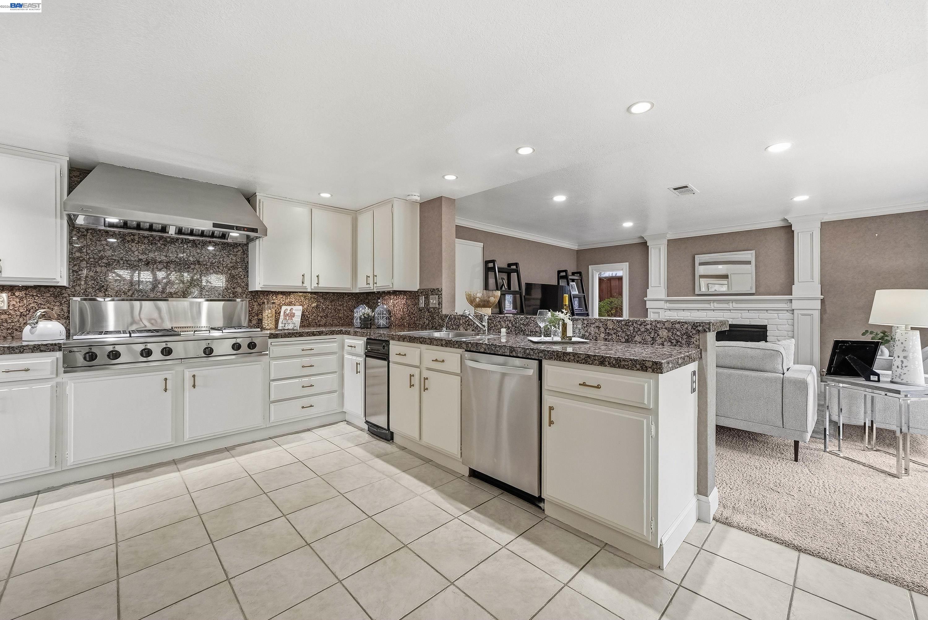 5445 Canyon Crest Drive San Ramon, CA 94582 - Photo 18 of 59