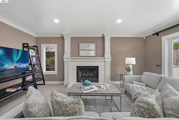 $1,999,888 | 5445 Canyon Crest Drive, San Ramon, CA 94582