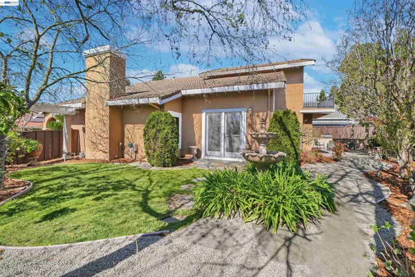 $1,999,888 | 5445 Canyon Crest Drive, San Ramon, CA 94582