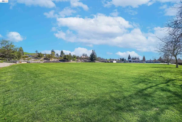 $1,999,888 | 5445 Canyon Crest Drive, San Ramon, CA 94582