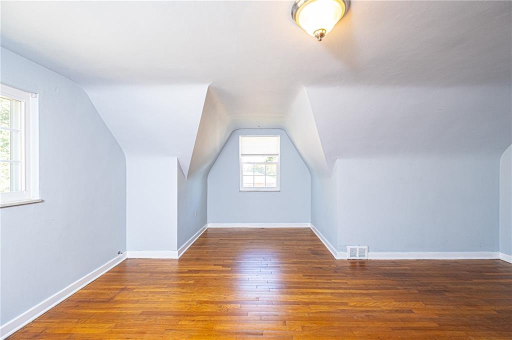 496 Sleepy Hollow Road Pittsburgh, PA 15228 - Photo 18 of 25 Gallery Image 18