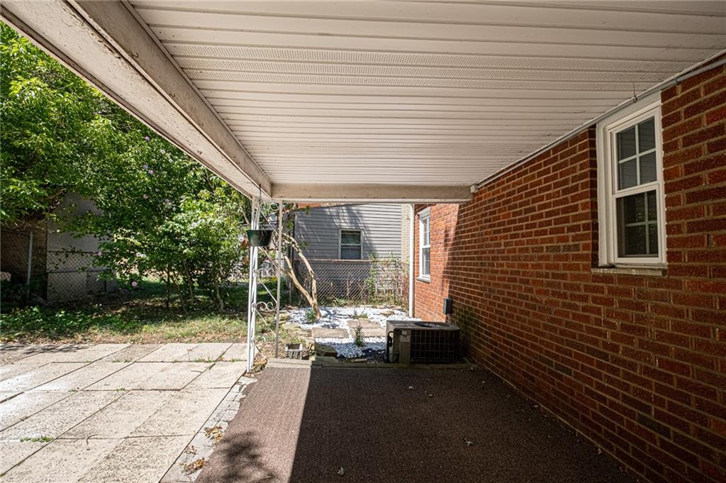 496 Sleepy Hollow Road Pittsburgh, PA 15228 - Photo 22 of 25 Gallery Image 22