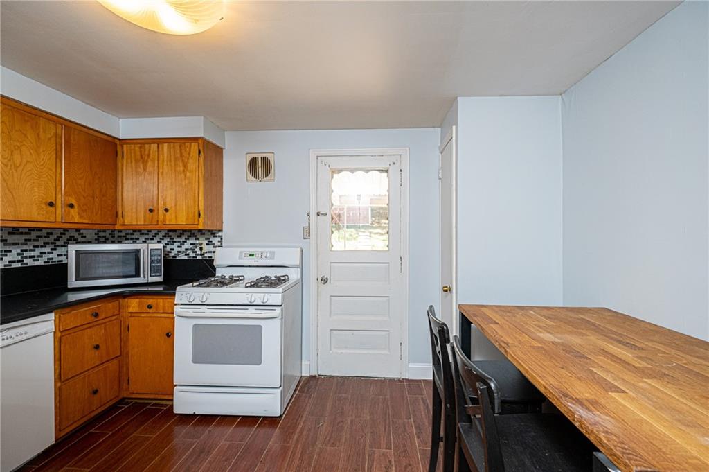 496 Sleepy Hollow Road Pittsburgh, PA 15228 - Photo 8 of 25 Gallery Image 8
