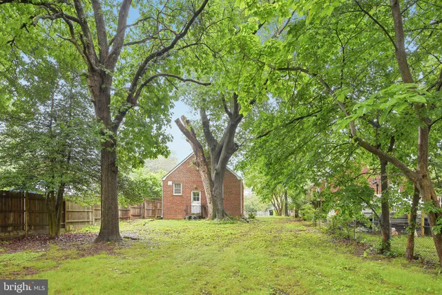 $395,000 | 4416 39th Street, Brentwood, MD 20722