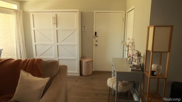 4917 Crooks Road, Unit L5 Royal Oak, MI 48073 - Photo 11 of 24