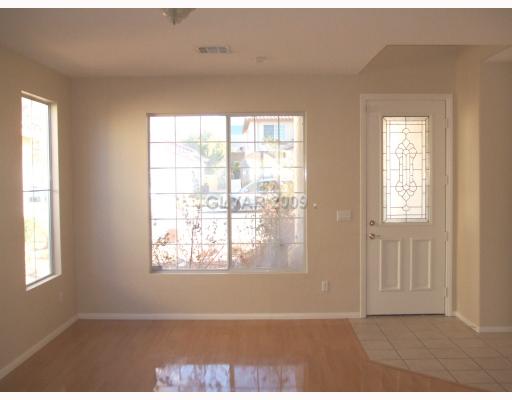 1476 Rancho Ridge Drive Henderson, NV 89012 - Photo 4 of 10 Living Room.