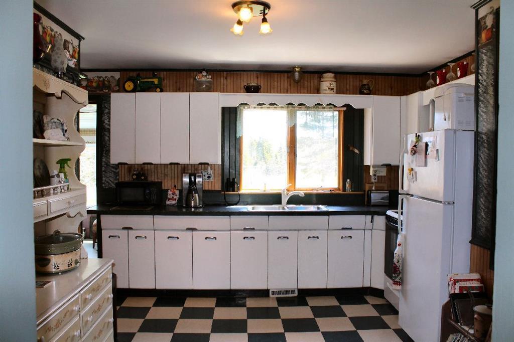 77 Lubec Road Whiting, ME 04691 - Photo 2 of 24 Kitchen