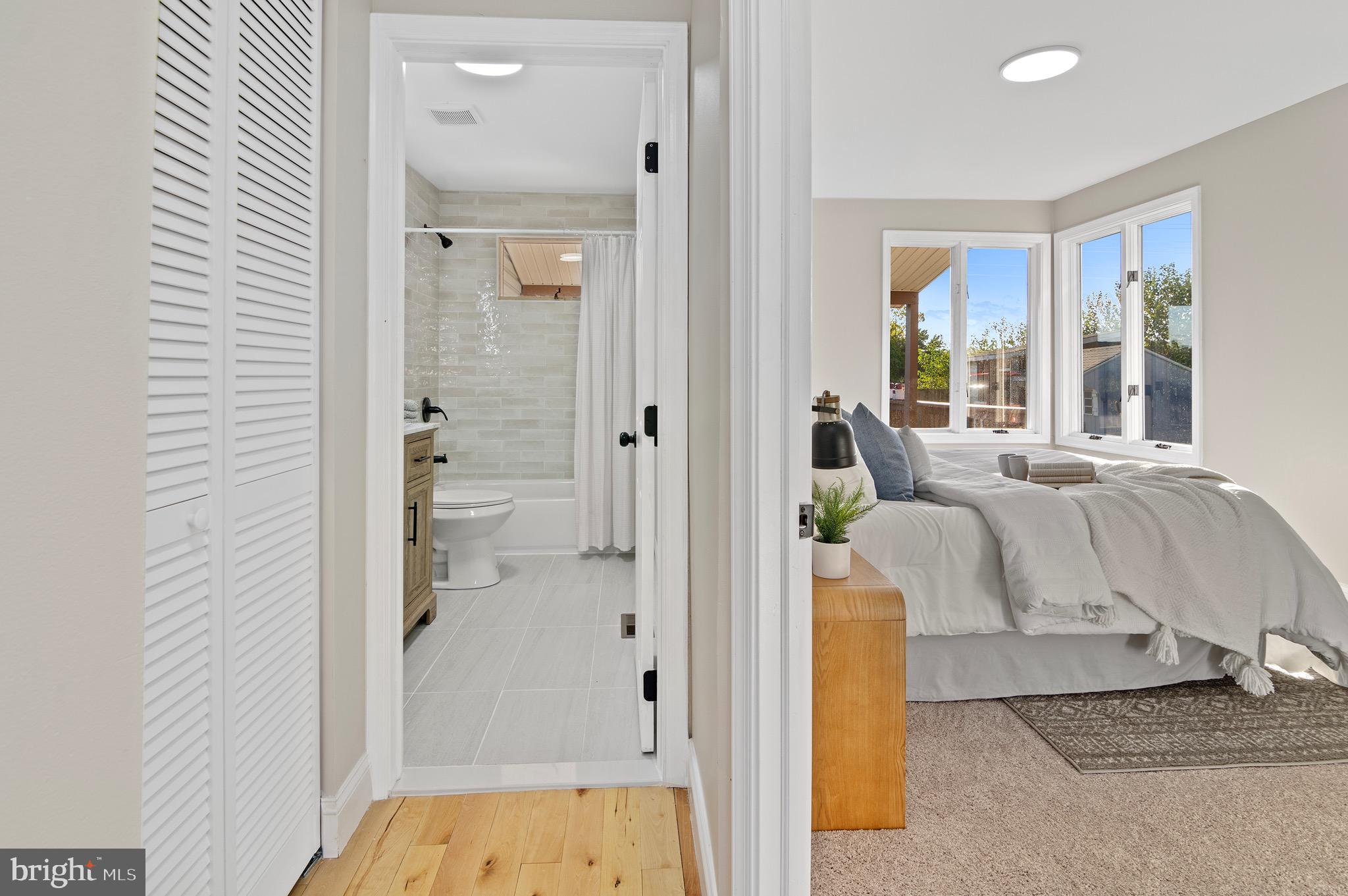 1237 Willow Road Dundalk, MD 21222 - Photo 19 of 29 a living room with furniture and a large window