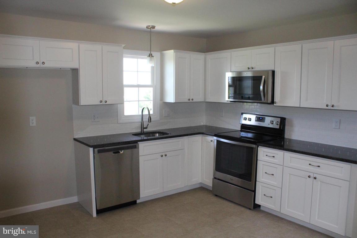 492 West Ridge Road Elizabethtown, PA 17022 - Photo 5 of 18