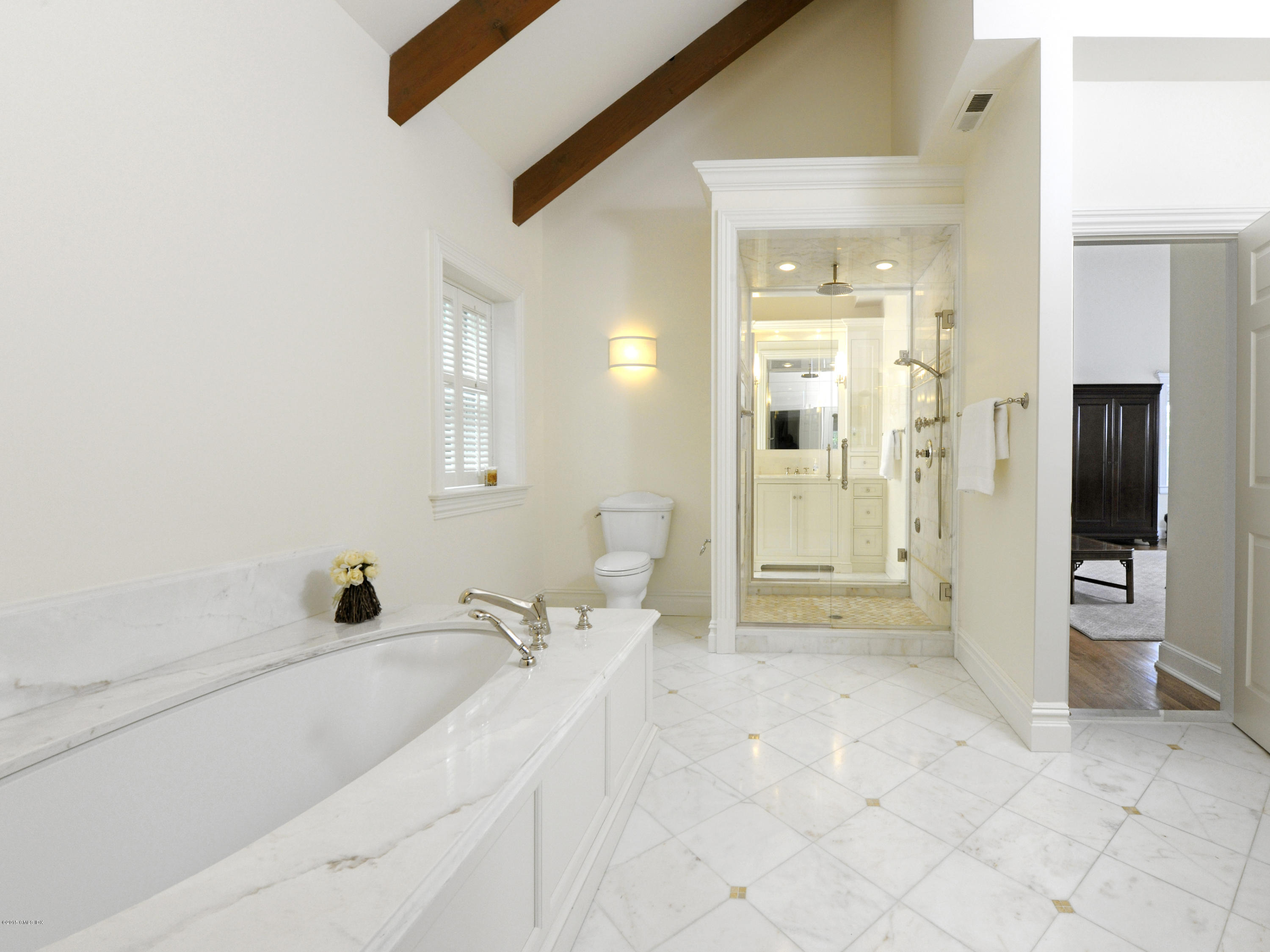 9 Palmer Lane Riverside, CT 06878 - Photo 15 of 29 a bathroom with a bathtub and a shower