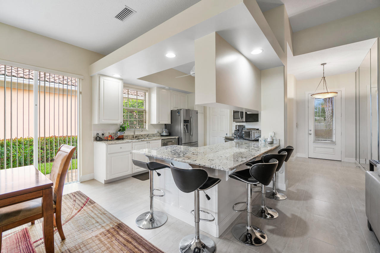10898 Southwest Candlewood Road Port St. Lucie, FL 34987 - Photo 10 of 41 Kitchen