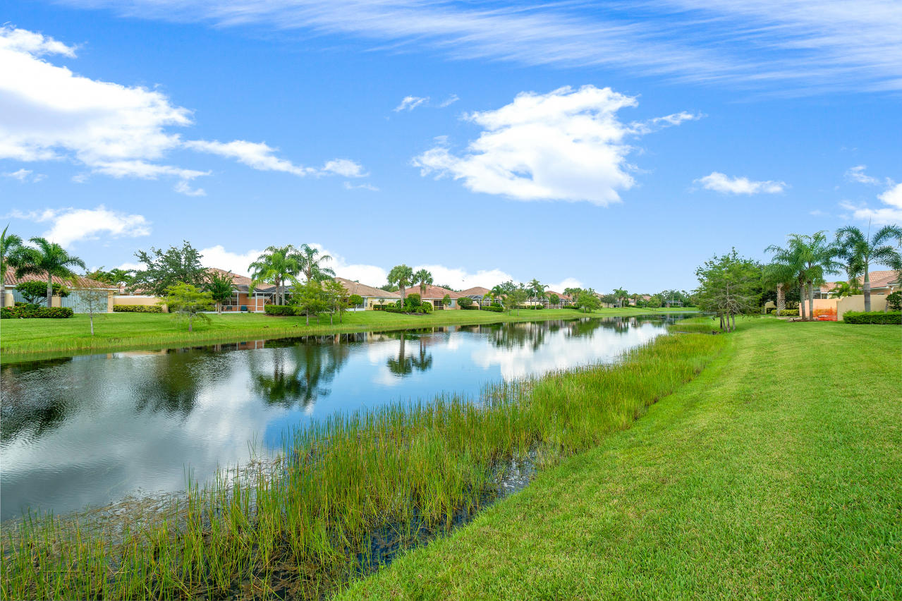 10898 Southwest Candlewood Road Port St. Lucie, FL 34987 - Photo 24 of 41 Backyard