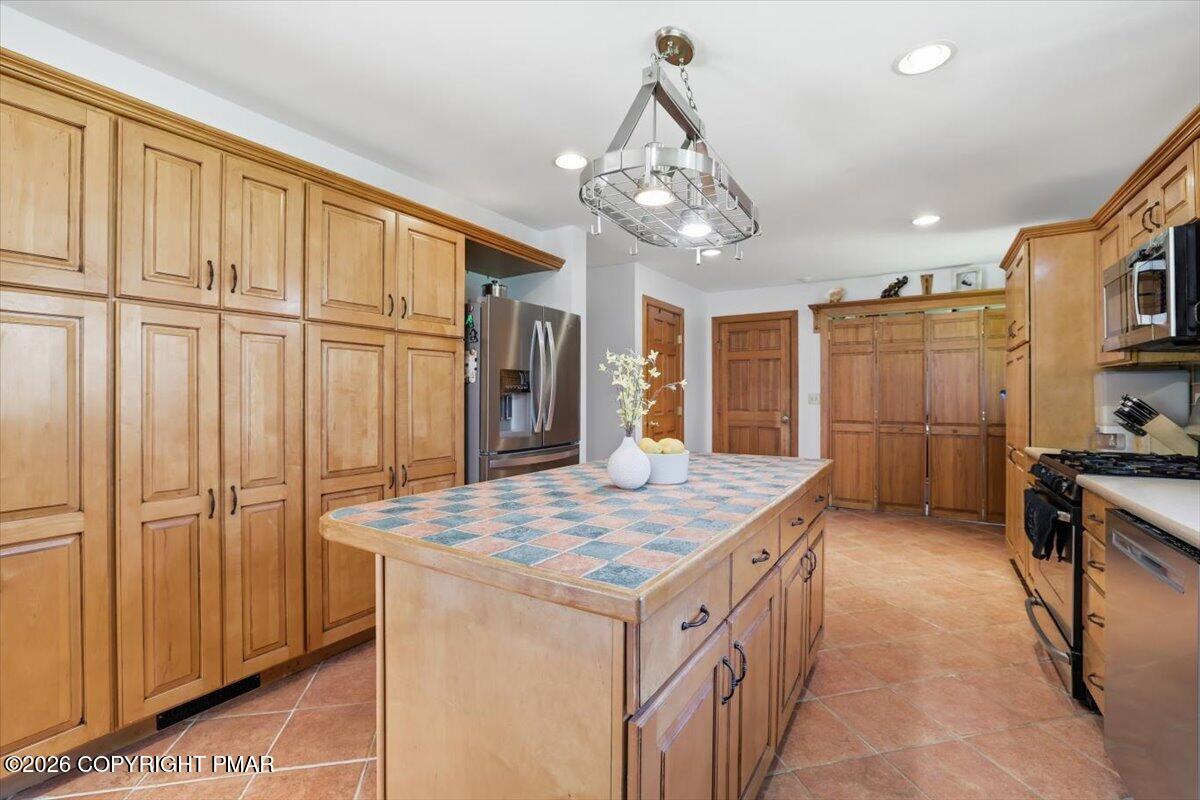 465 Pensyl Creek Road Stroudsburg, PA 18360 - Photo 42 of 71 Kitchen