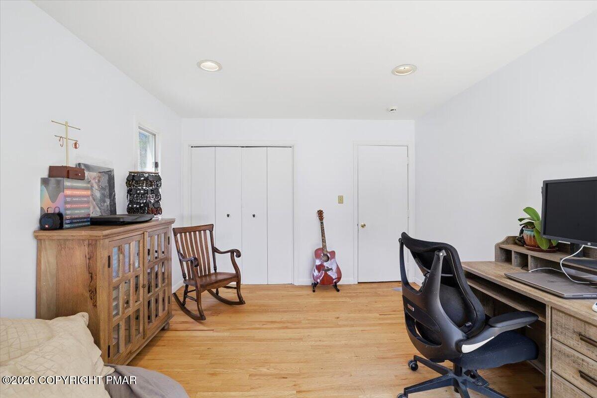 465 Pensyl Creek Road Stroudsburg, PA 18360 - Photo 45 of 71 1st floor bedroom