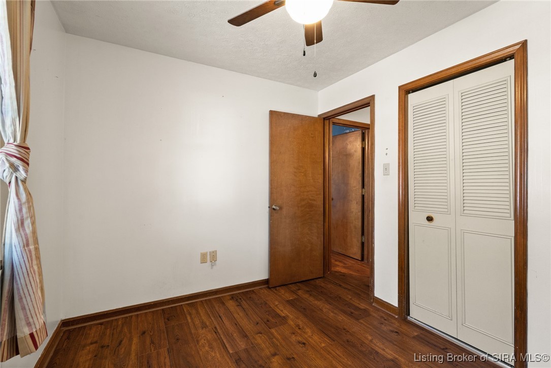 2804 Bishop Road Jeffersonville, IN 47130 - Photo 18 of 40 Gallery Image 18