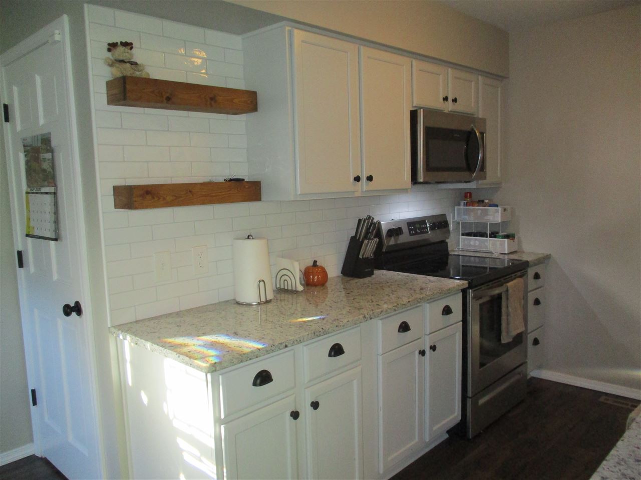 472 West River Road Kawkawlin, MI 48631 - Photo 7 of 22