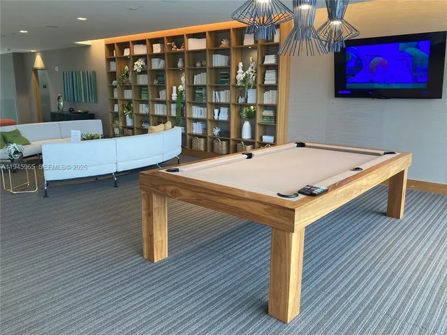 a view of a tennis court