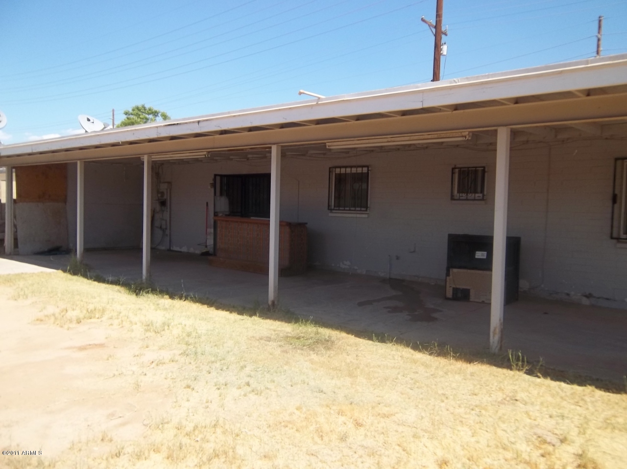 1406 North Miller Road Tempe, AZ 85288 - Photo 2 of 10 Large covered patio