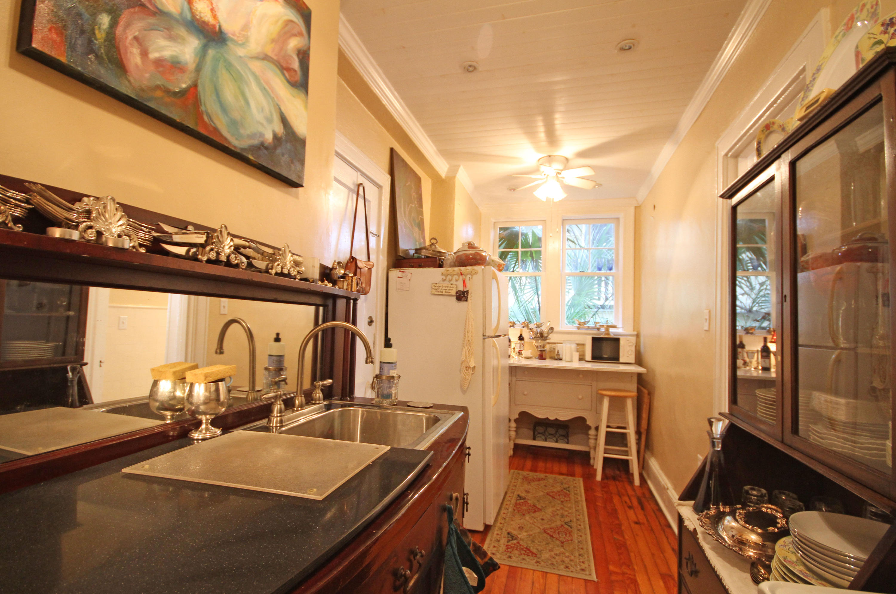 63 Rutledge Avenue, Unit 2 Charleston, SC 29401 - Photo 8 of 11 2 Berkeley Court_kitchen 1