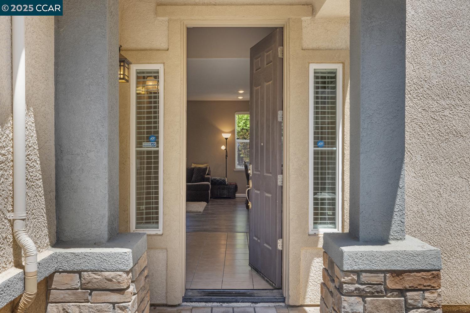 1117 Van Gogh Lane Patterson, CA 95363 - Photo 5 of 55