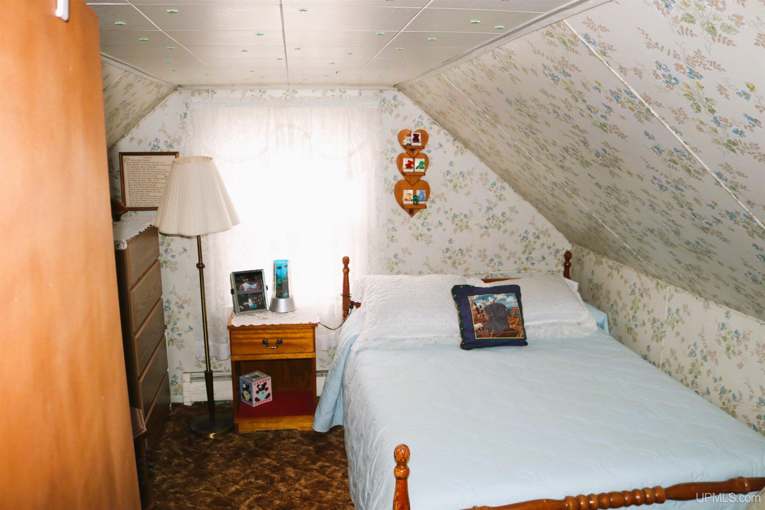 1174 North Gulliver Road Gulliver, MI 49840 - Photo 12 of 58