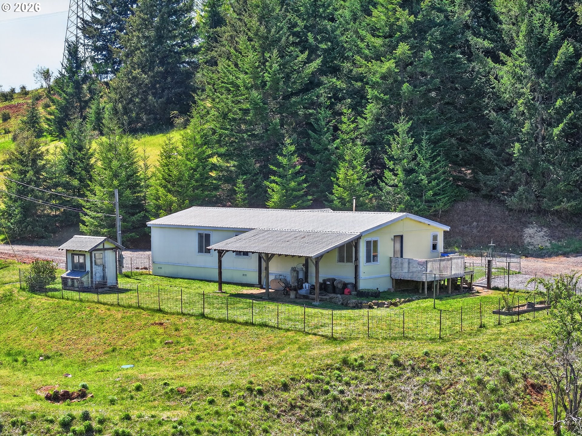97 Kida Road White Salmon, WA 98672 - Photo 3 of 45 Gallery Image 3