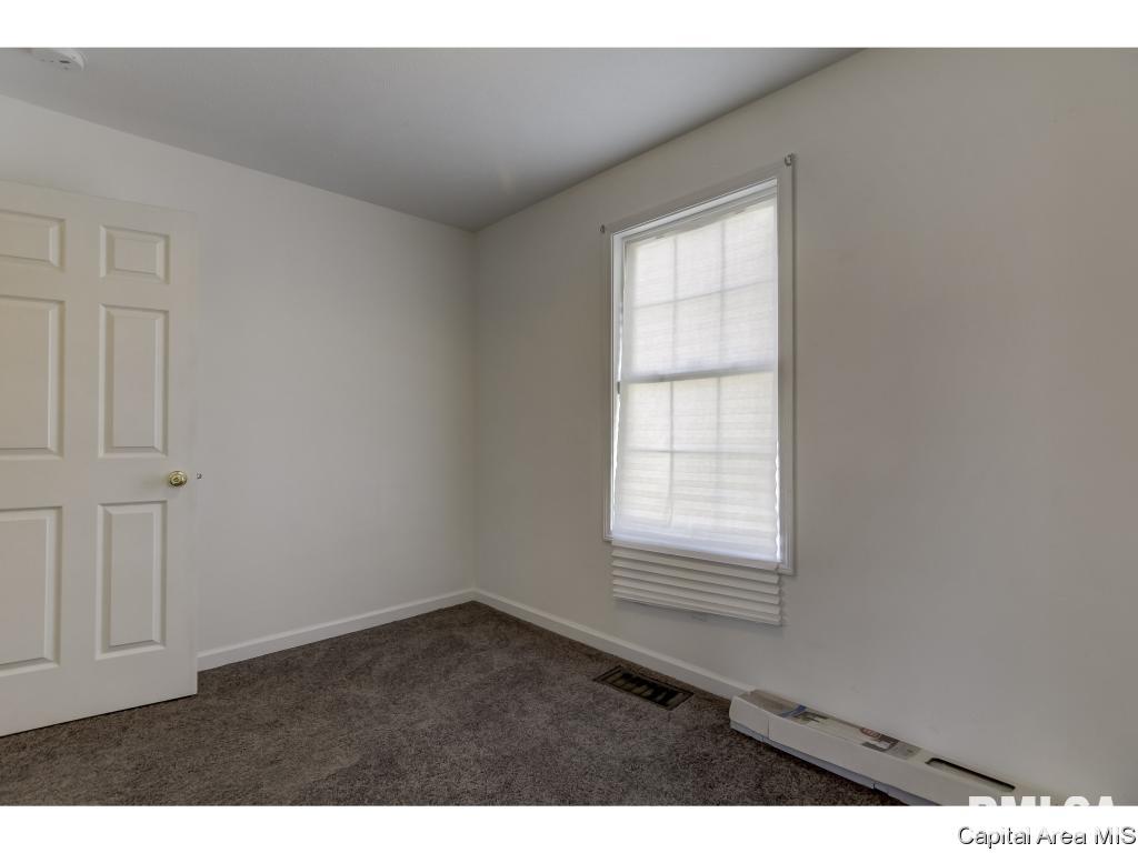 2301 Montgomery Lane Springfield, IL 62703 - Photo 13 of 27 Gallery Image 13