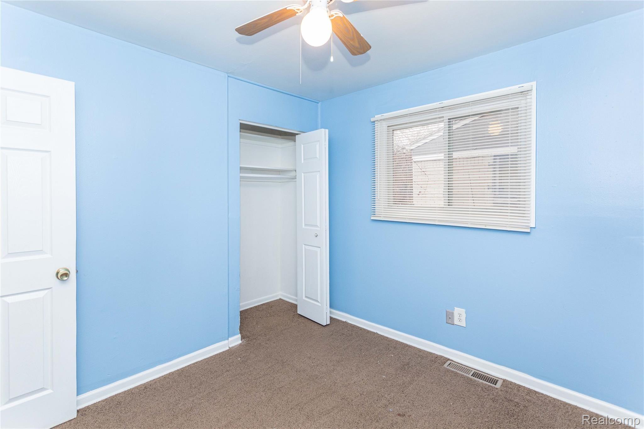 26212 Colgate Street Inkster, MI 48141 - Photo 9 of 17 6C9A8088.jpg