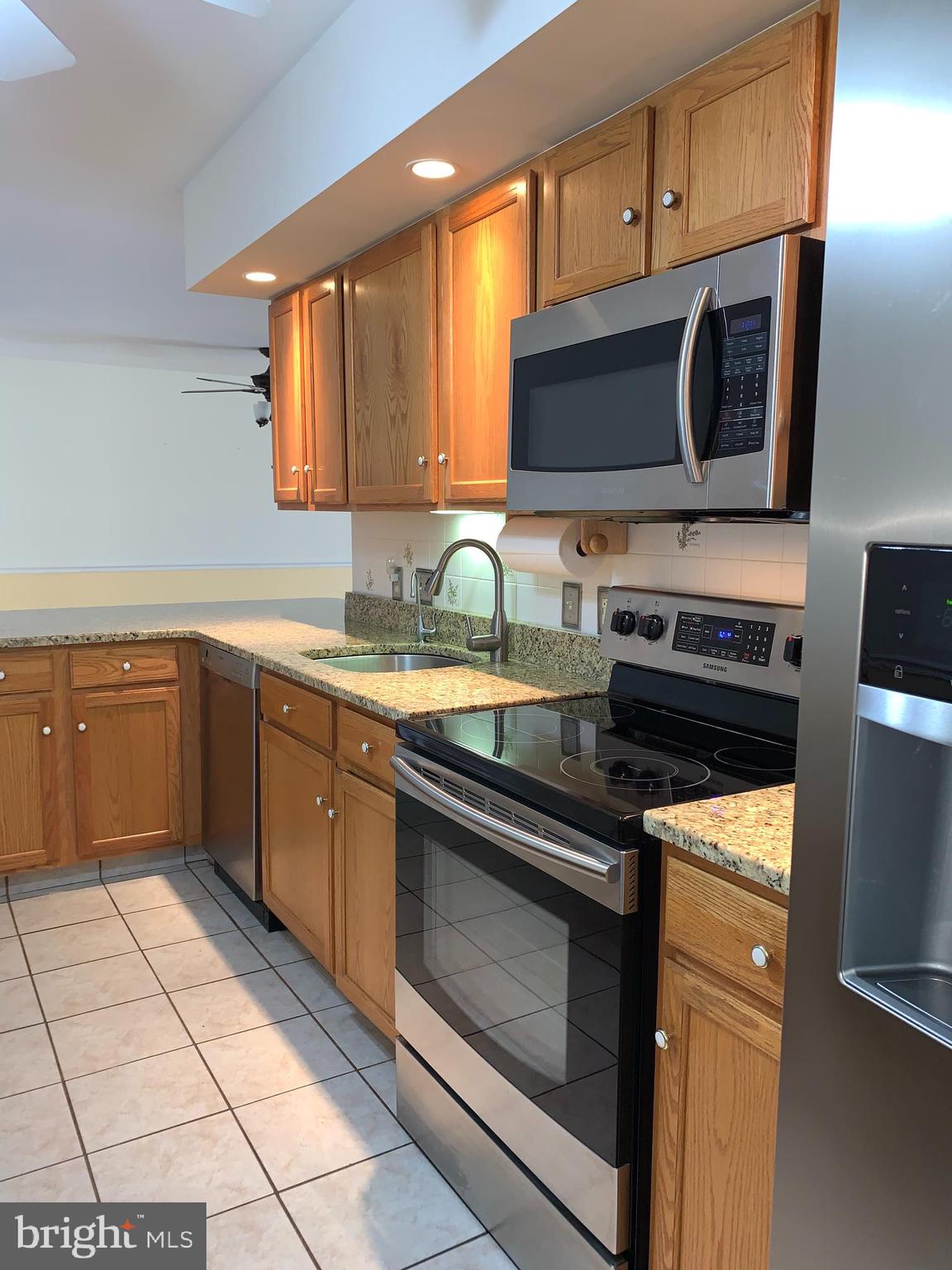 140 Brandon Road Norristown, PA 19403 - Photo 9 of 28 Kitchen