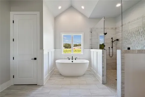 $915,000 | 144 Laura Lane, Covington, LA 70433