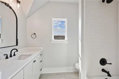 $915,000 | 144 Laura Lane, Covington, LA 70433