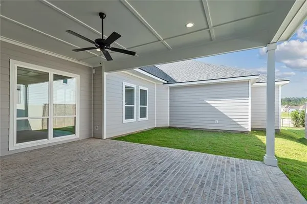 $915,000 | 144 Laura Lane, Covington, LA 70433