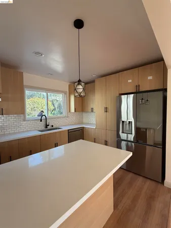 $6,300 | 83 Alamo Avenue, Berkeley, CA 94708