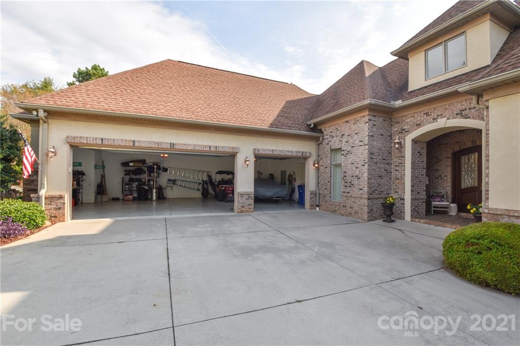 1702 Verdict Ridge Drive, Unit 31 Denver, NC 28037 - Photo 3 of 48 Gallery Image 3