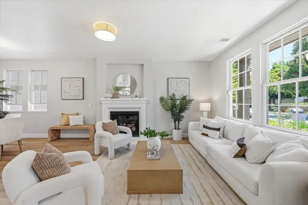 $2,499,000 | 936 Valencia Avenue, Mountain View, CA 94040