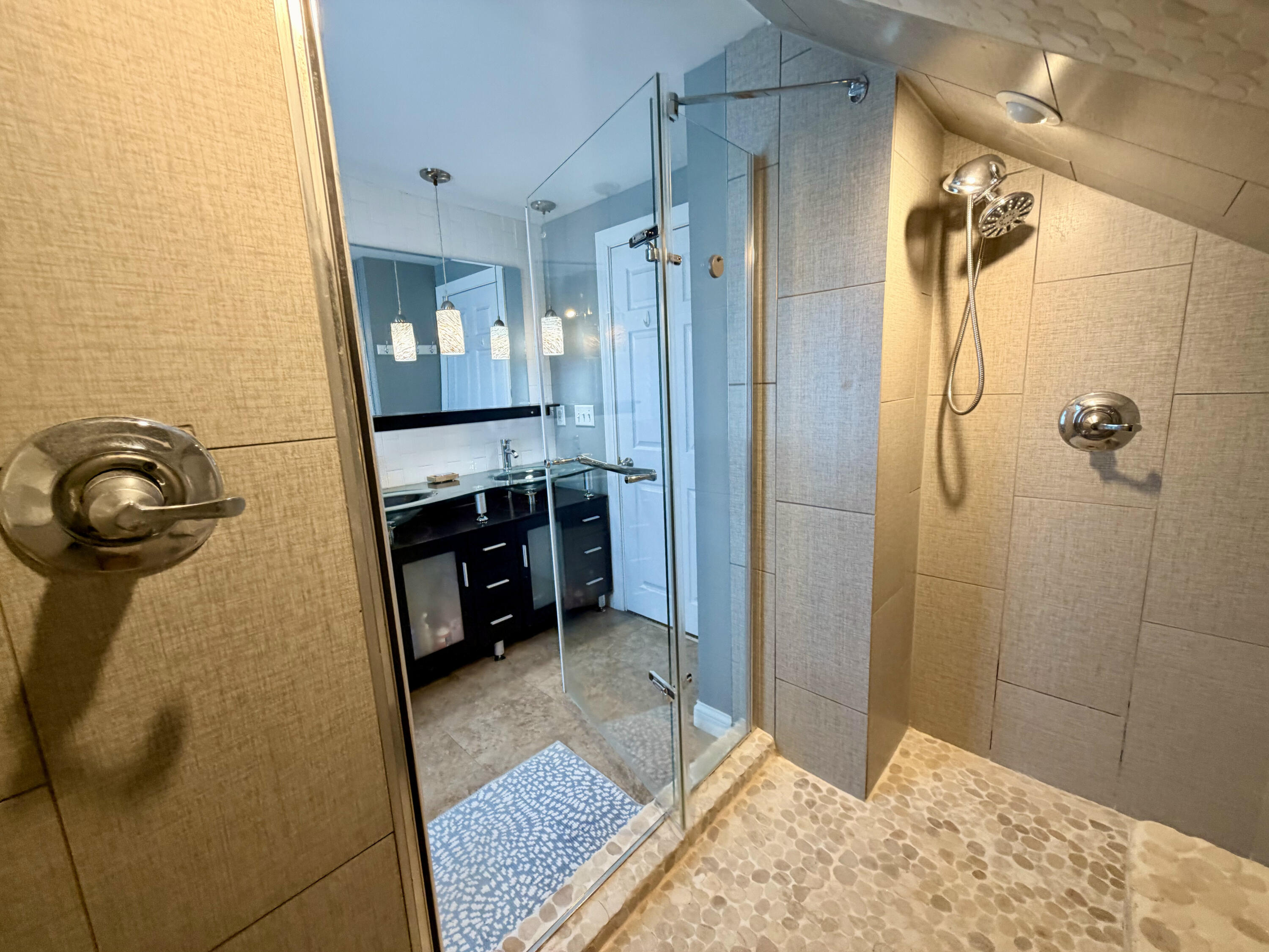144 South 71st Street Milwaukee, WI 53214 - Photo 15 of 26 Bathroom 2