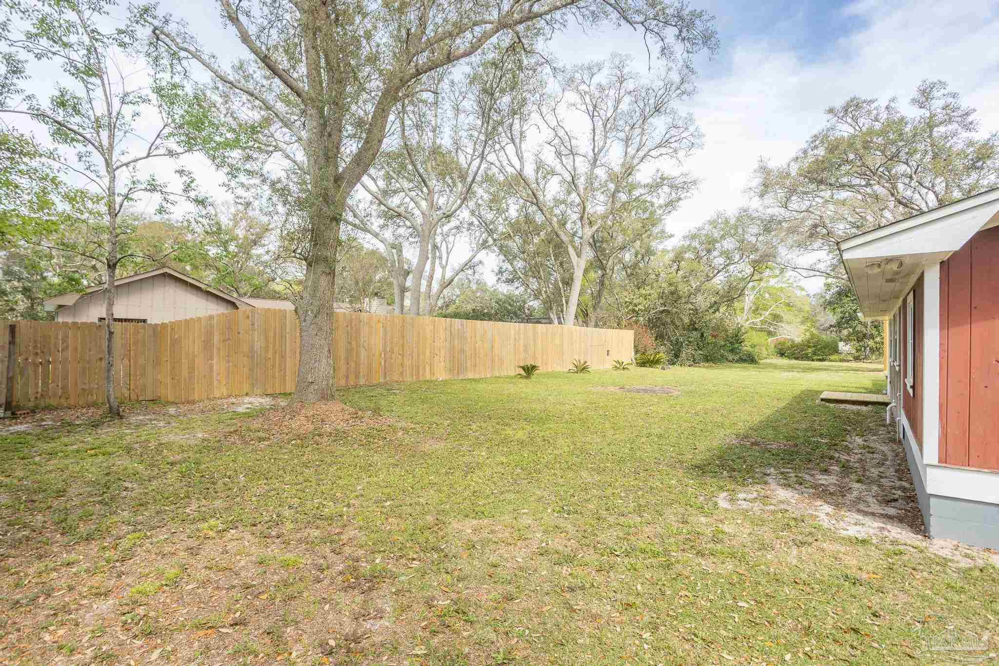 3275 Robertson Road Pensacola, FL 32507 - Photo 34 of 39 Gallery Image 34