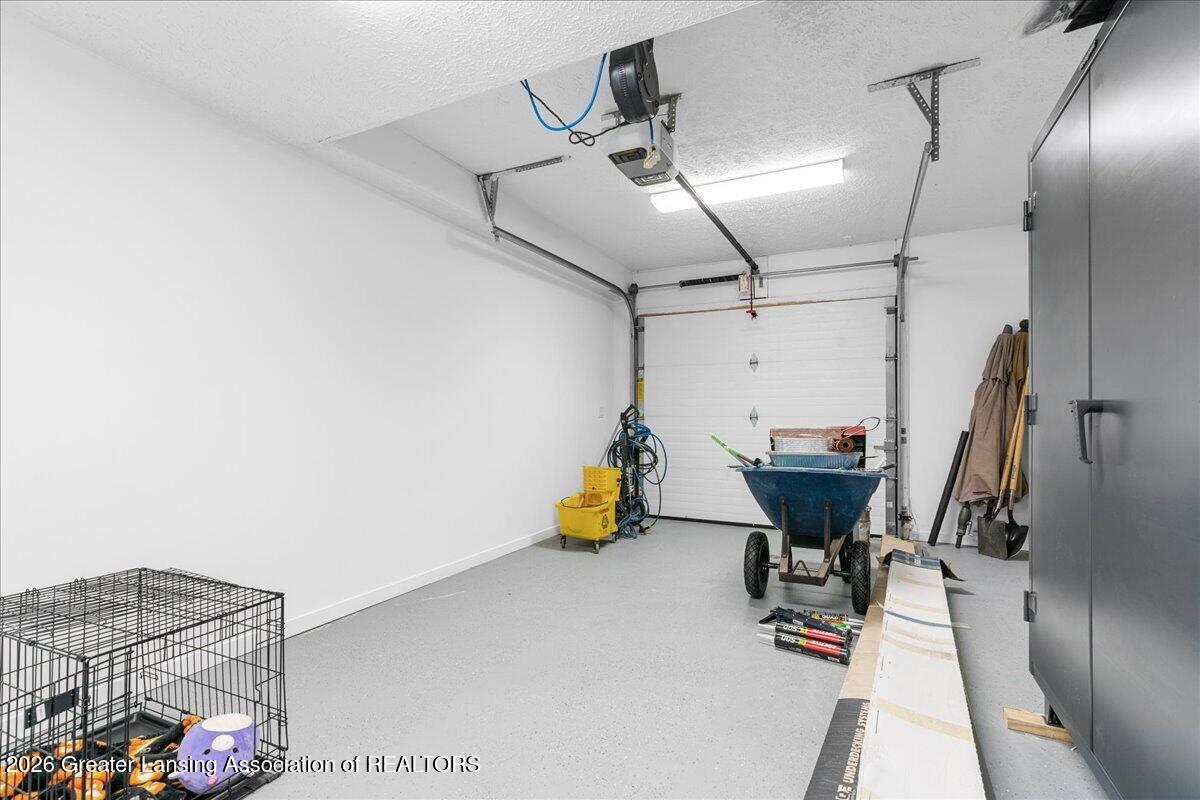 410 West Spring Meadows Lane Dewitt, MI 48820 - Photo 60 of 89 089-Media Jett - 51