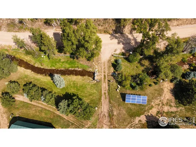 a black and white photo of a house