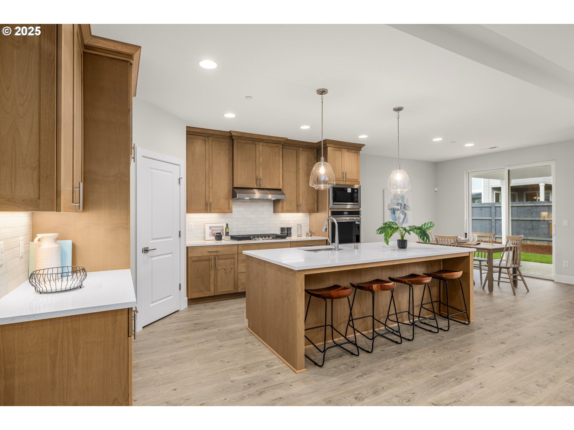 1103 South Mountain Place Ridgefield, WA 98642 - Photo 13 of 39