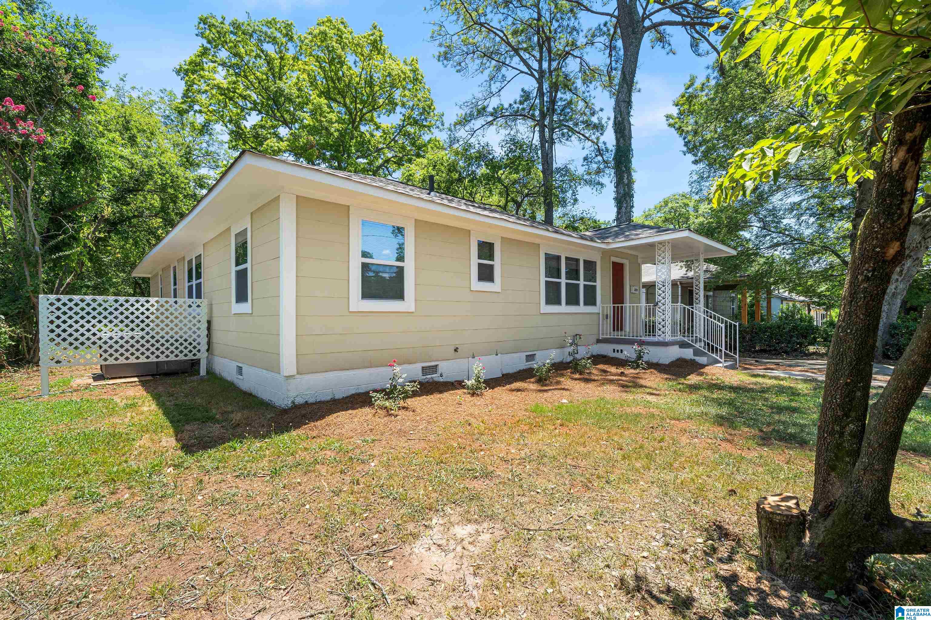 1219 18th Way Southwest Birmingham, AL 35211 - Photo 9 of 34