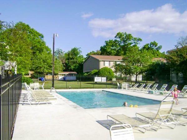 1402 Camp Road, Unit 15G Charleston, SC 29412 - Photo 5 of 14 20200210185610678537000000-o