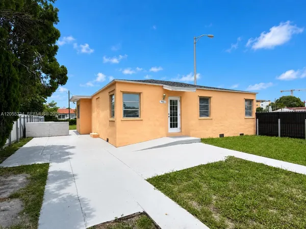 $3,495 | 791 East 23rd Street, Hialeah, FL 33013