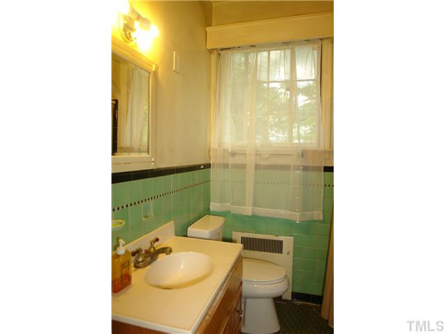 412 Dixie Trail Raleigh, NC 27607 - Photo 14 of 15 Photo 14